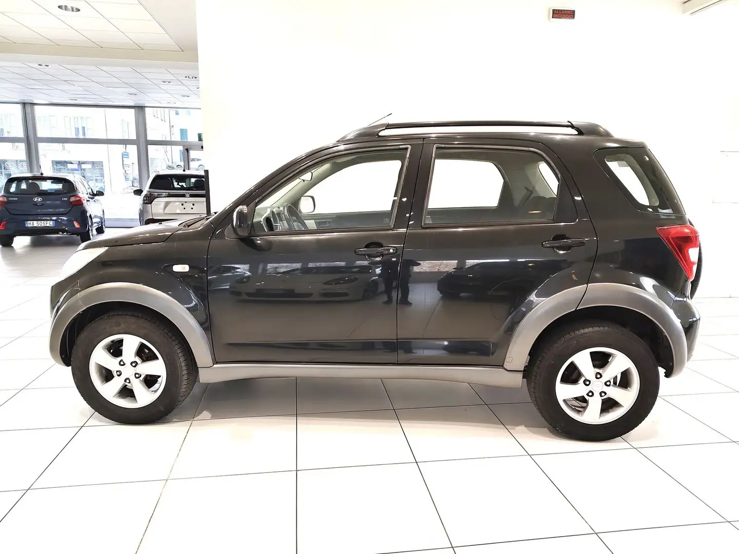 Daihatsu Terios Terios 1.5 SX O/F*4x4* Schwarz - 2