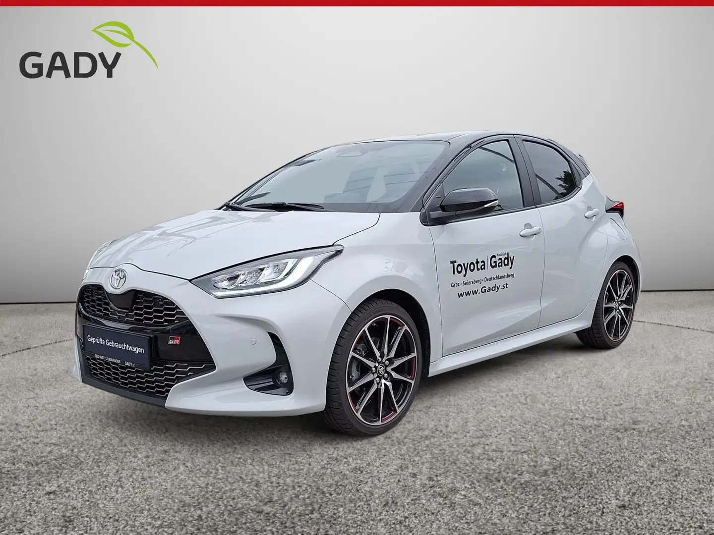 Toyota Yaris 1,5 HSD GR Safety P. JBL *Winterräder GRATIS* Grau - 1