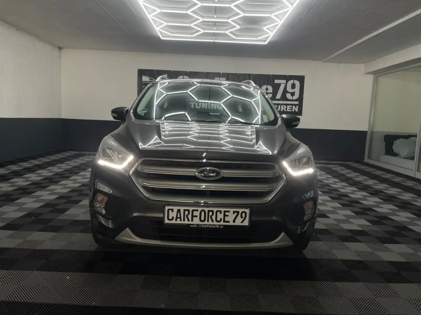 Ford Kuga 1.5 LED KLIMAAUT ISO TEMPOMAT PDC VOLLDIGI Klima Grau - 2