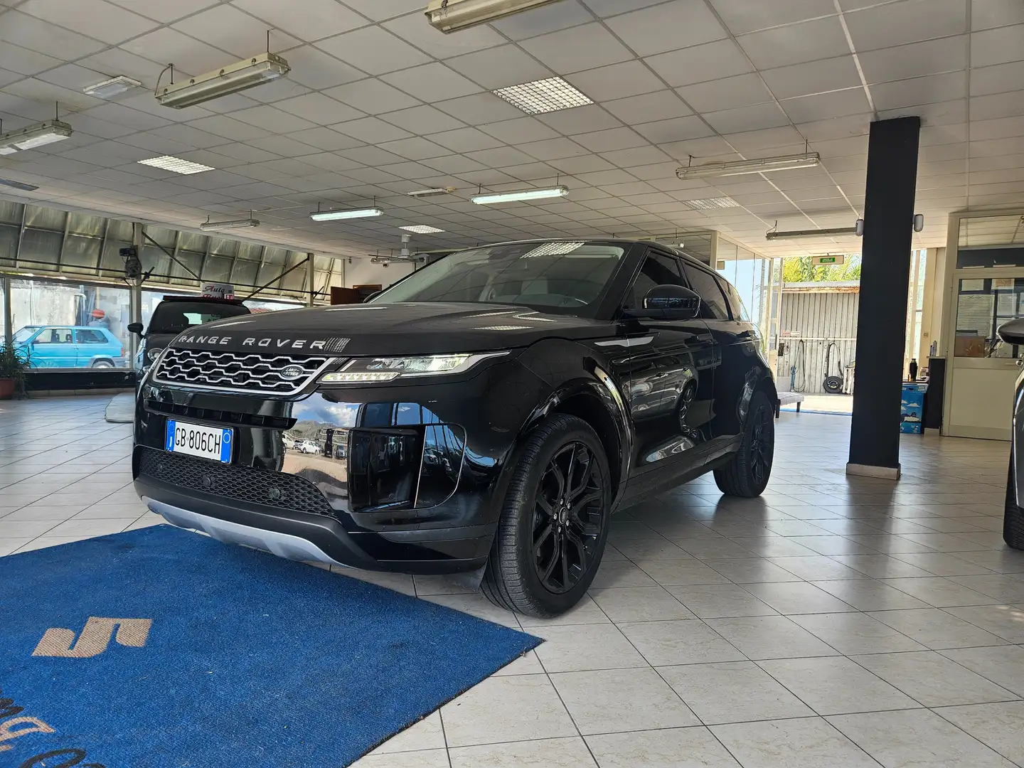 Land Rover Range Rover Evoque RR Evoque II 2019 2.0d mhev R-D SE awd 150cv auto Noir - 1