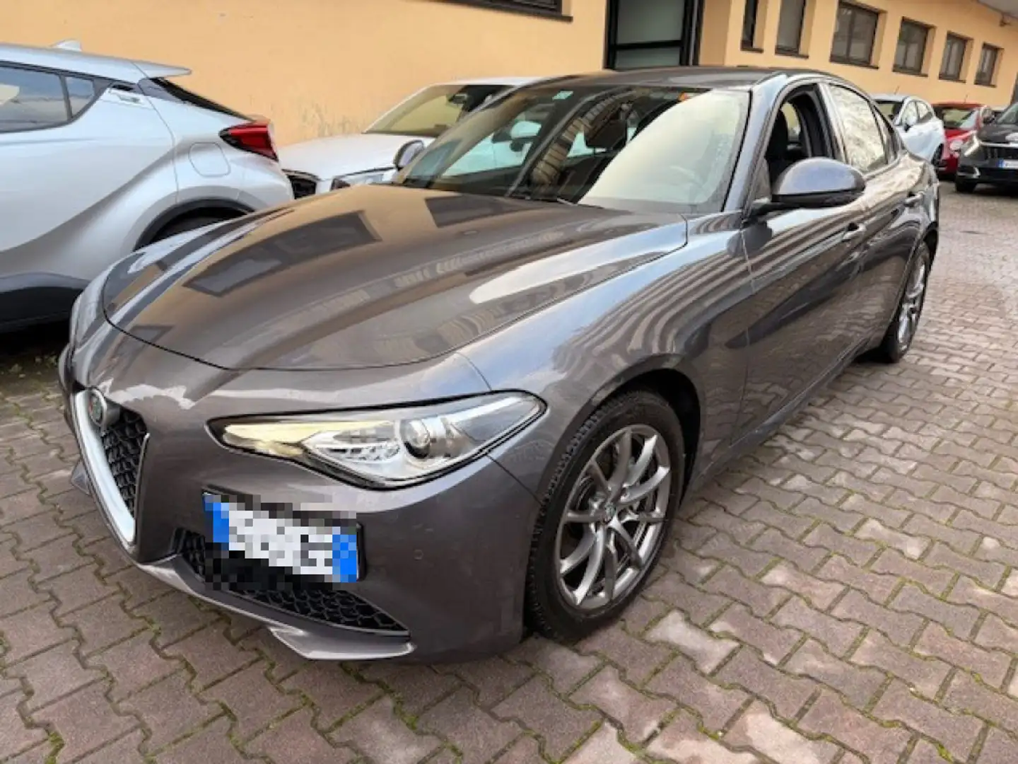 Alfa Romeo Giulia 2.2 Turbodiesel 160 CV AT8 Business Grigio - 1