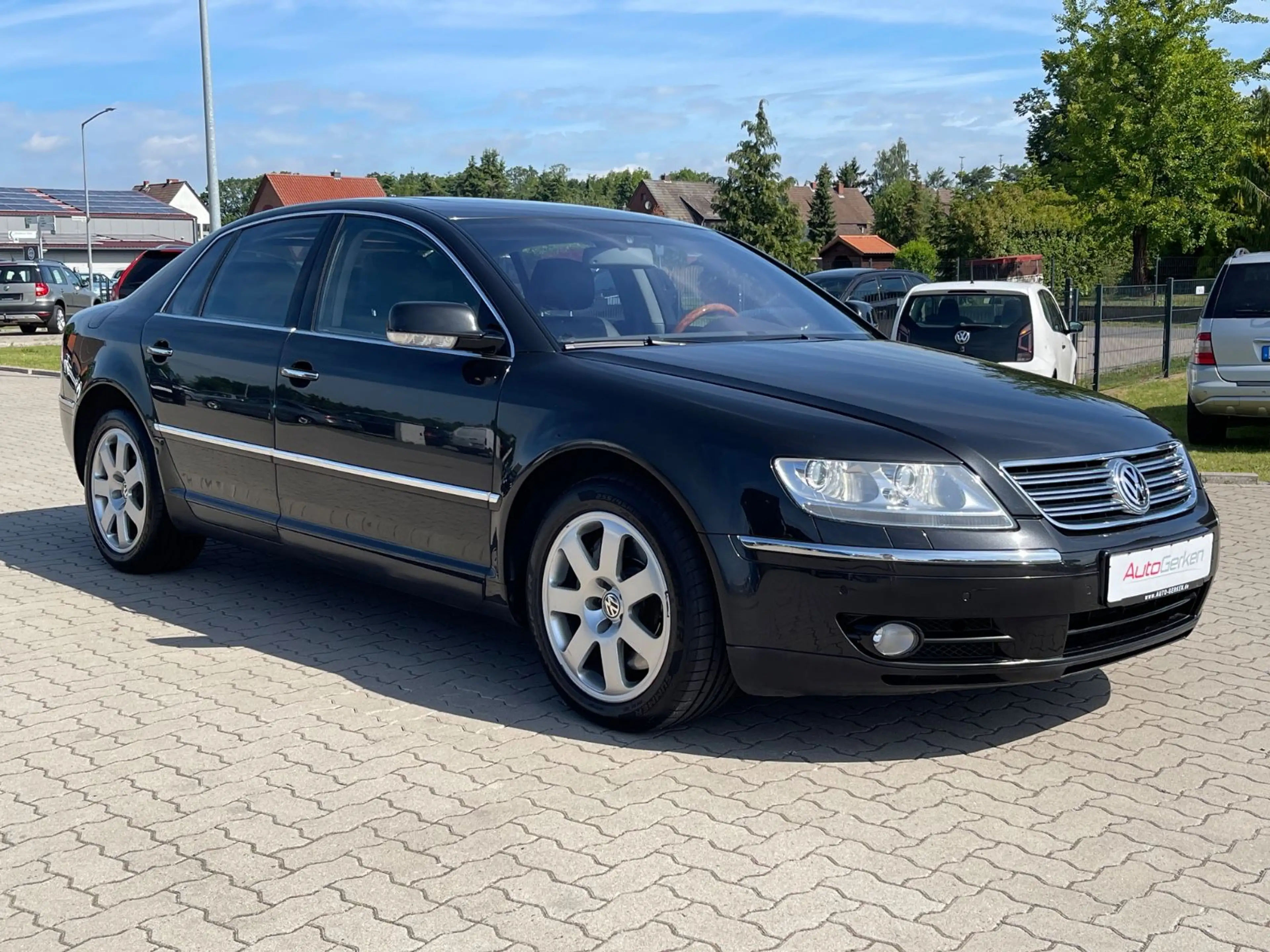 Volkswagen Phaeton V8 4Motion 2HD 18 Zoll 5-Sitzer — photo 4