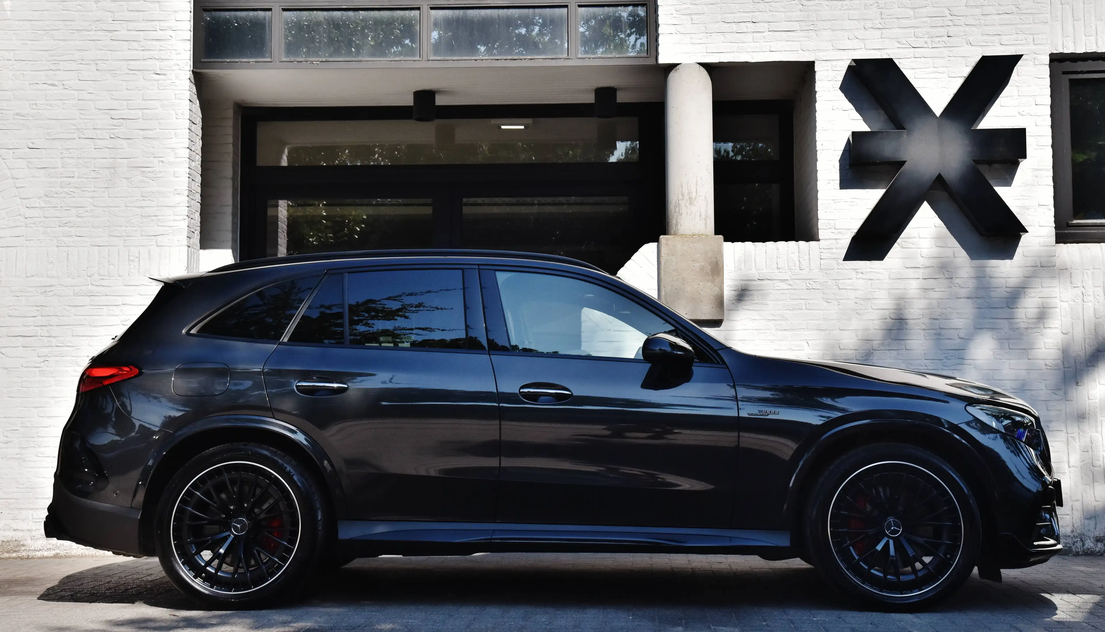 Mercedes-Benz GLC 43 AMG S *** LIKE NEW / FULL OPTION / 1HD *** — photo 3