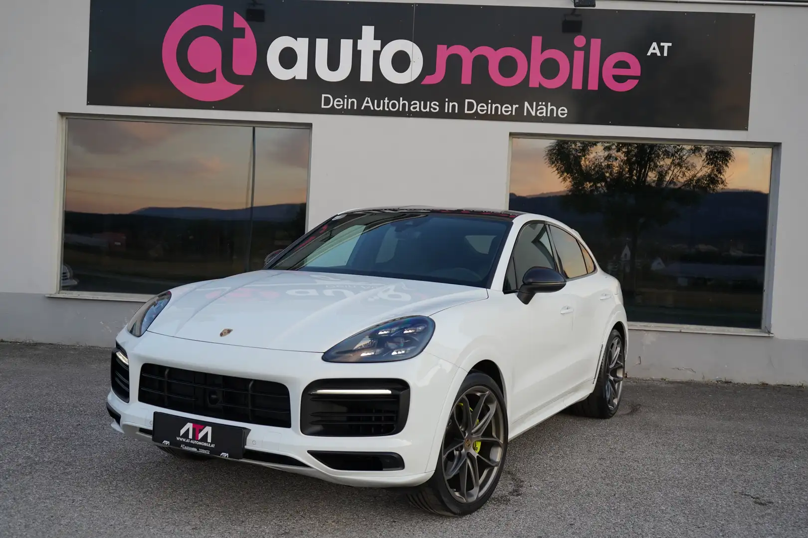 Porsche Cayenne E-Hybrid Coupé *22-Zoll*LEICHTBAU*SPORTDESIGN* Blanc - 1