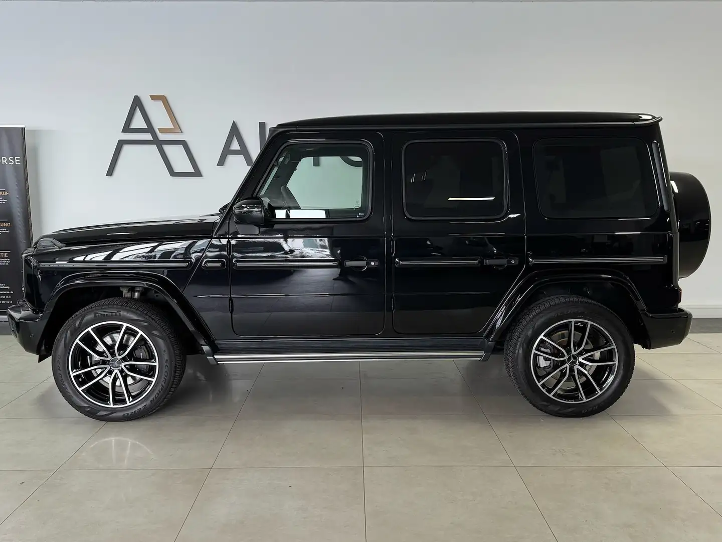 Mercedes-Benz G 400 d AMG*NIGHT*BURM*STH*360*MEMORY*ESSD*AHK* Zwart - 2
