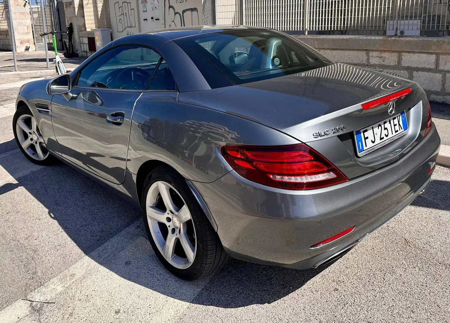 Mercedes-Benz SLC 200 SLC 200 AMG Line auto Grau - 2