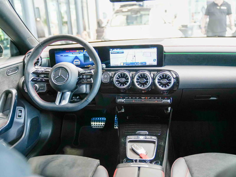 Mercedes-Benz CLA 250 CLA 250 e SB AMG Line Night DISTRO AHK MULTIBEAM — photo 14