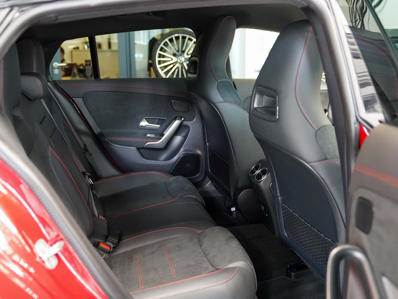 Mercedes-Benz CLA 250 CLA 250 e SB AMG Line Night DISTRO AHK MULTIBEAM — photo 13