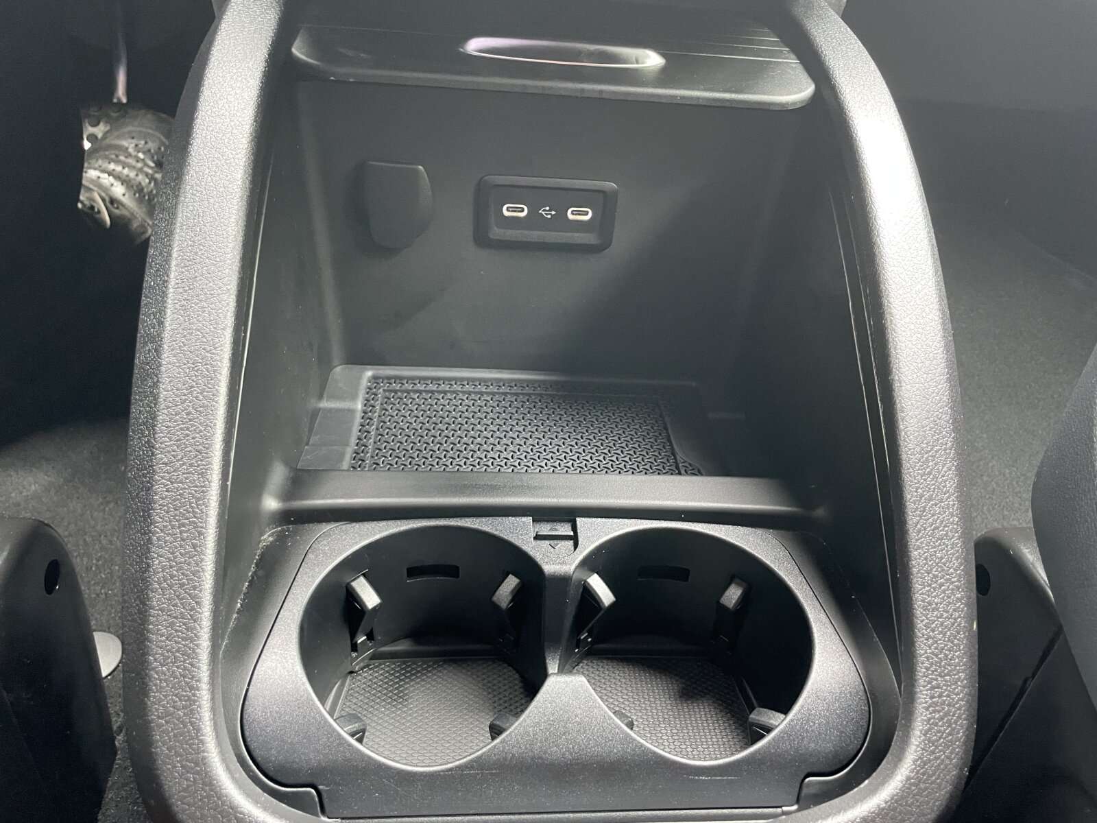 Mercedes-Benz V 220
