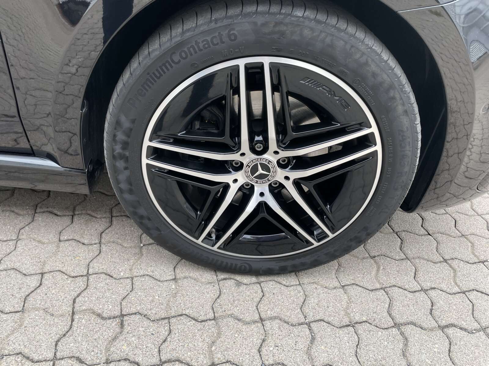 Mercedes-Benz V 220