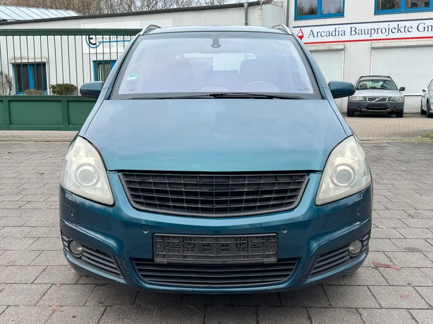 Opel Zafira 1.9 CDTI XENON NAVI AHK SHZ 7 SITZER  PDC Grün - 2