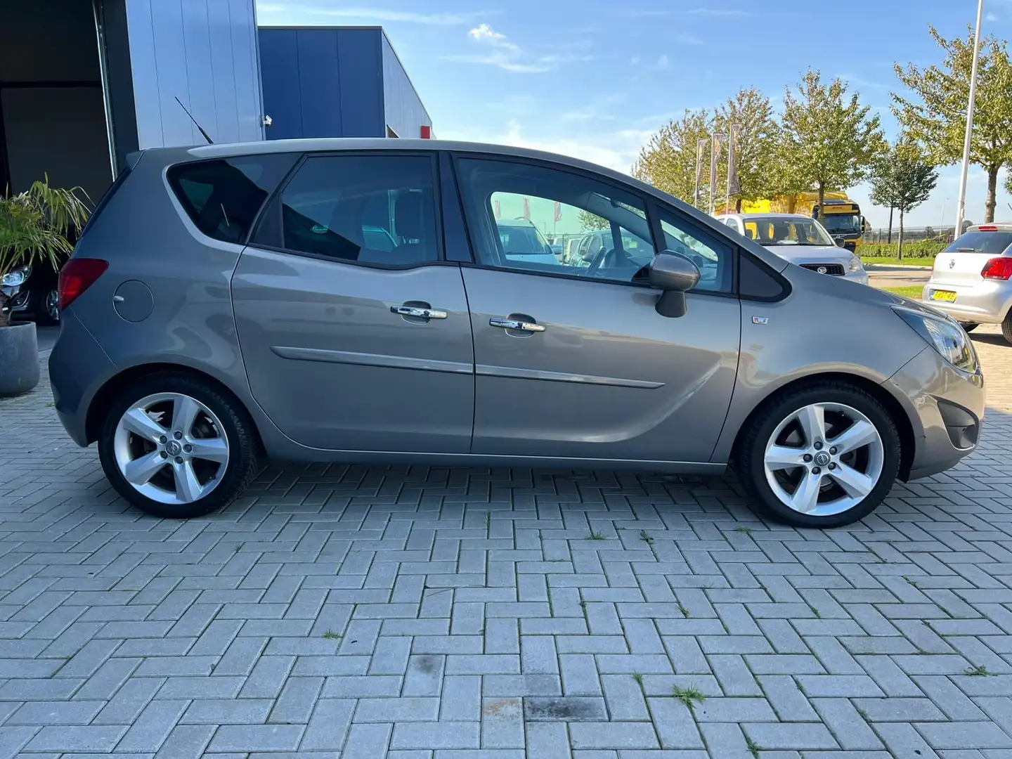 Opel Meriva 1.4 Cosmo / NAVIGATIE / CLIMATE / CRUISE / PDC / T Braun - 2