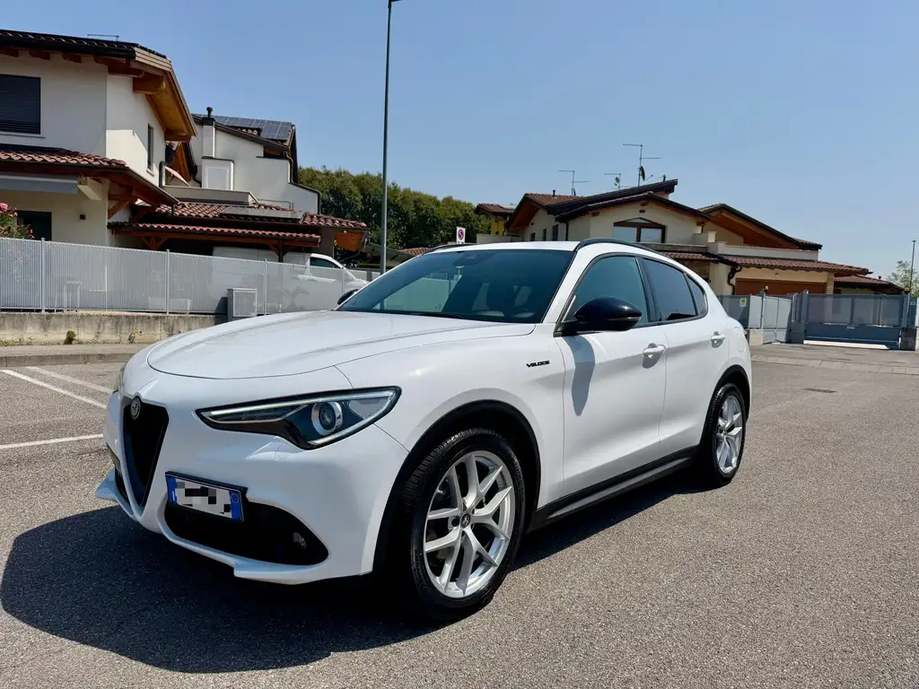 Alfa Romeo Stelvio 2022 из Европы — купить под ключ