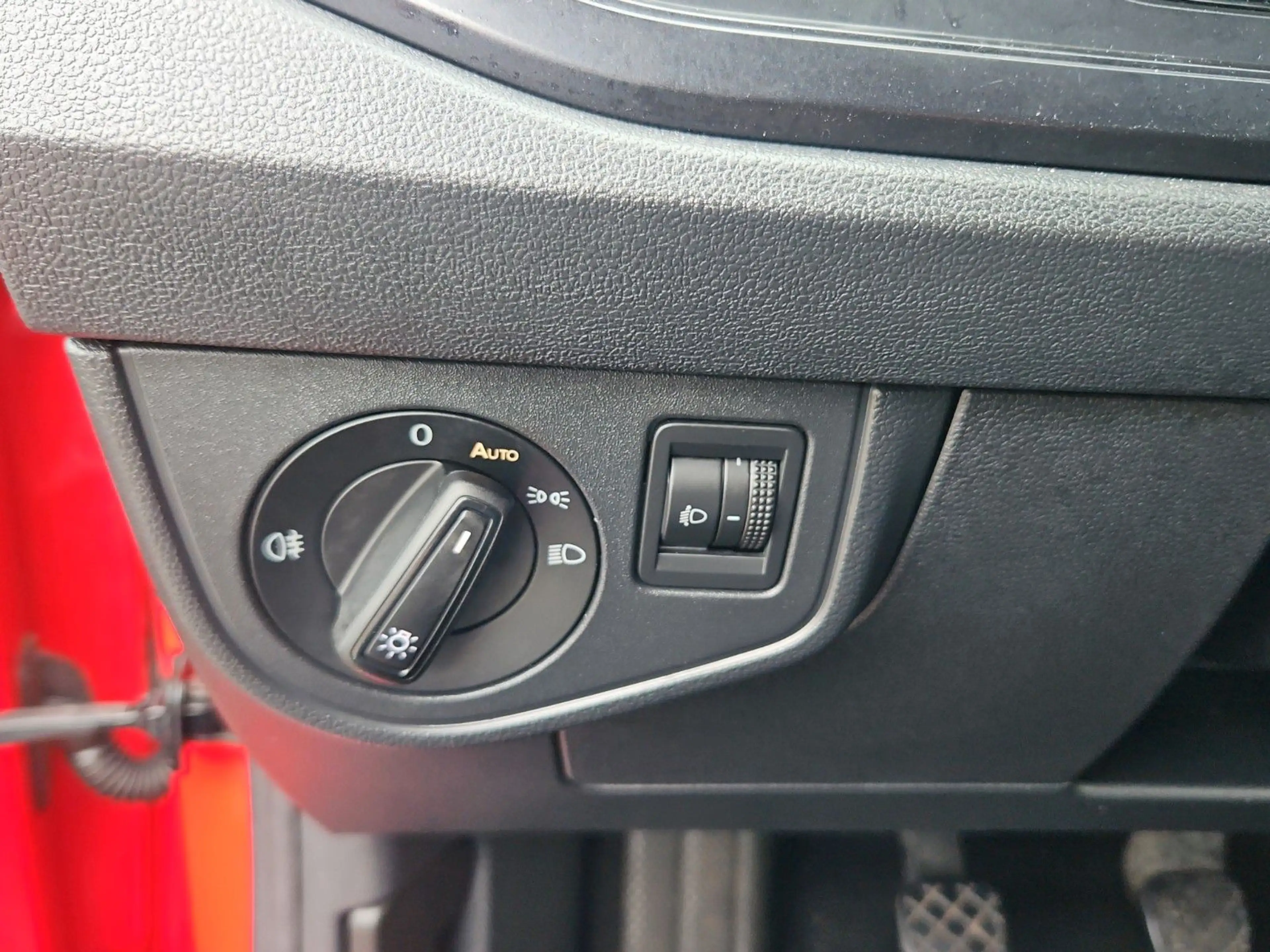 Volkswagen Polo 1.0 KLIMA*LED*TÜV NEU*GARANTIE*2.HAND* — photo 13