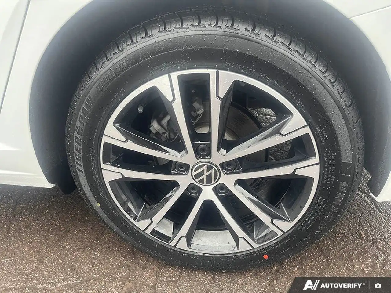 Volkswagen Jetta снимка Volkswagen Jetta