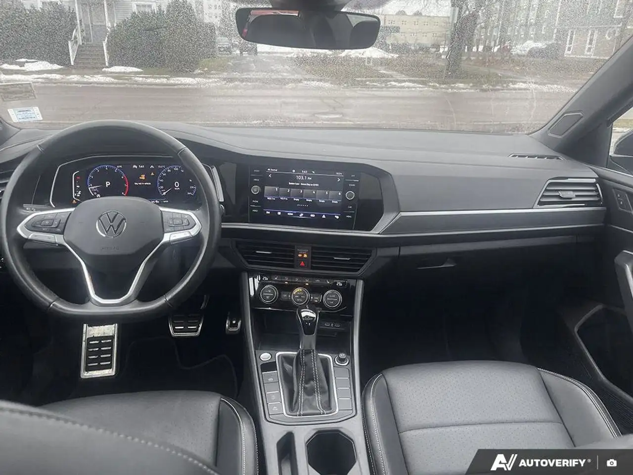 Volkswagen Jetta снимка Volkswagen Jetta