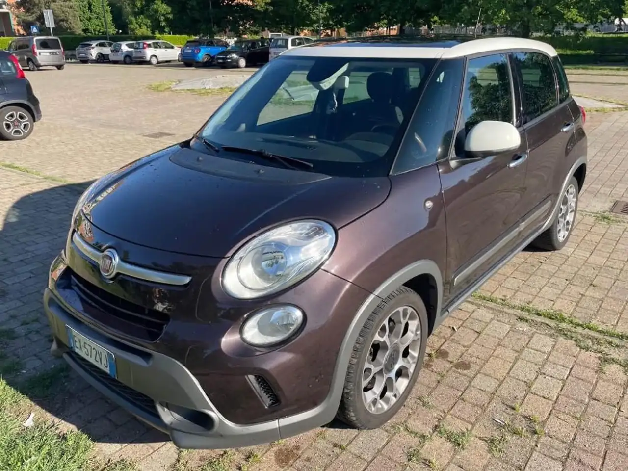 Fiat 500L Trekking 1600 multijet 120cv — photo 1 of 15