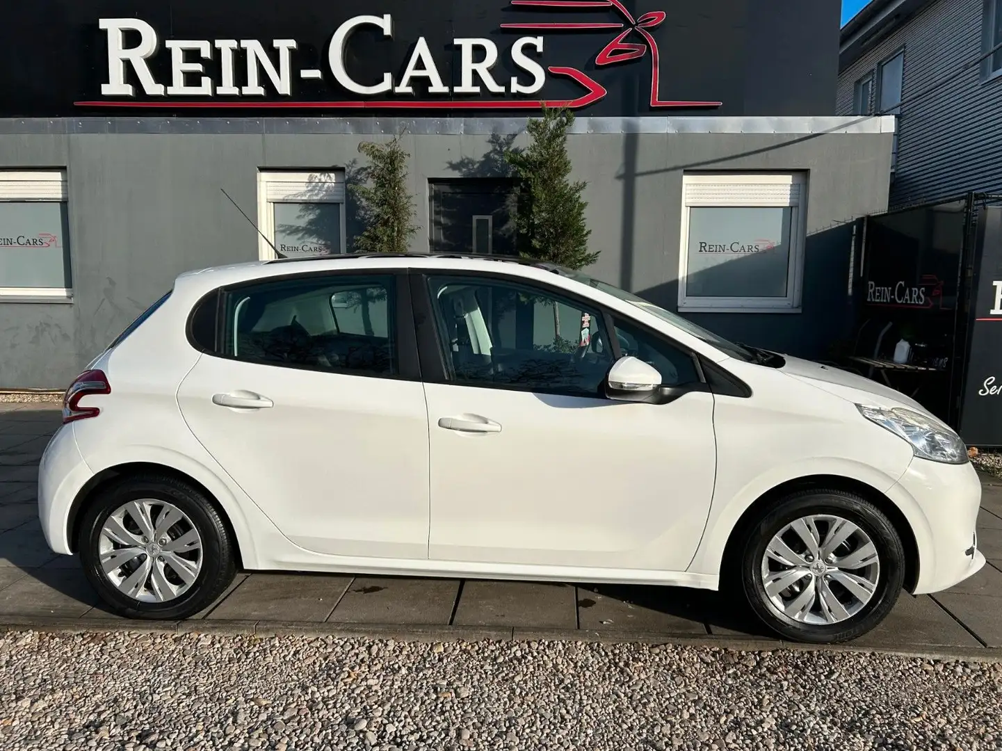 Peugeot 208 1.2 Active/II.HD/PANO/NAVI/TEMPOM/SHZ/MFL/ Wit - 2