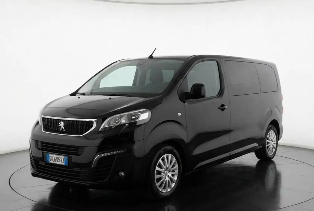 Peugeot Traveller