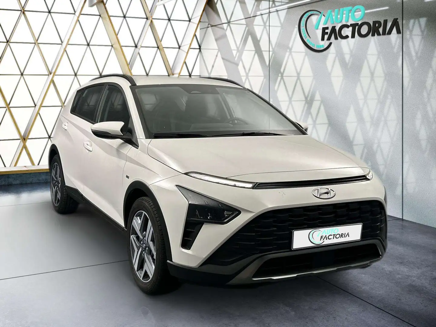 Hyundai BAYON -35% 1.0 TGDI 100cv+CAM+RADARS+FULL LED+Opts bež - 2