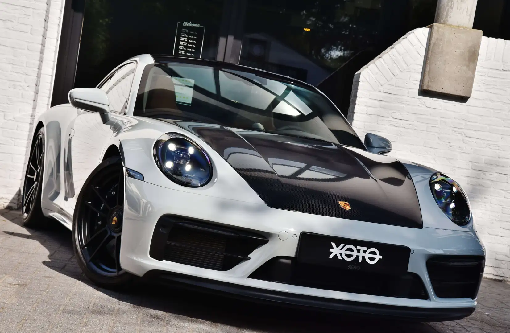 Porsche 911 992 C2 GTS EXCLUSIVE MANUFAKTUR *NP:€209.189,-* Gris - 2