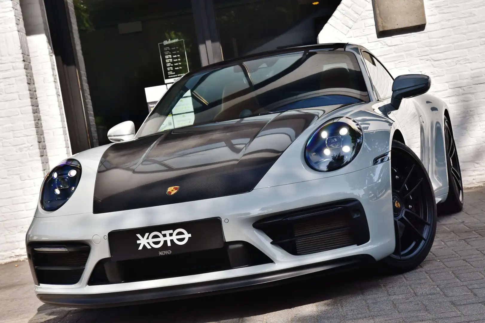Porsche 911 992 C2 GTS EXCLUSIVE MANUFAKTUR *NP:€209.189,-* Gris - 1