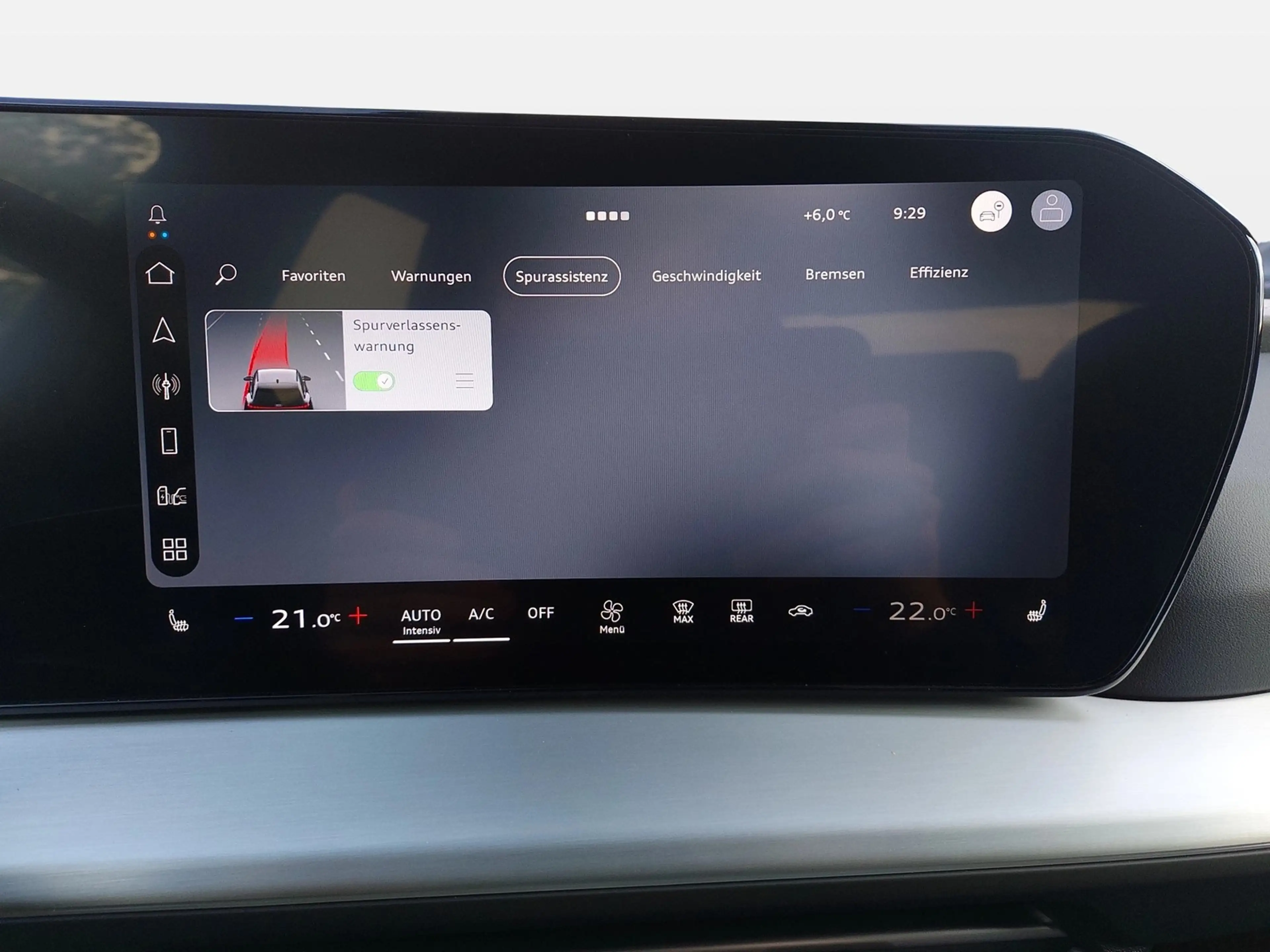 Audi Q4 e-tron performance 210 kW AHK Shzg StHz — photo 15