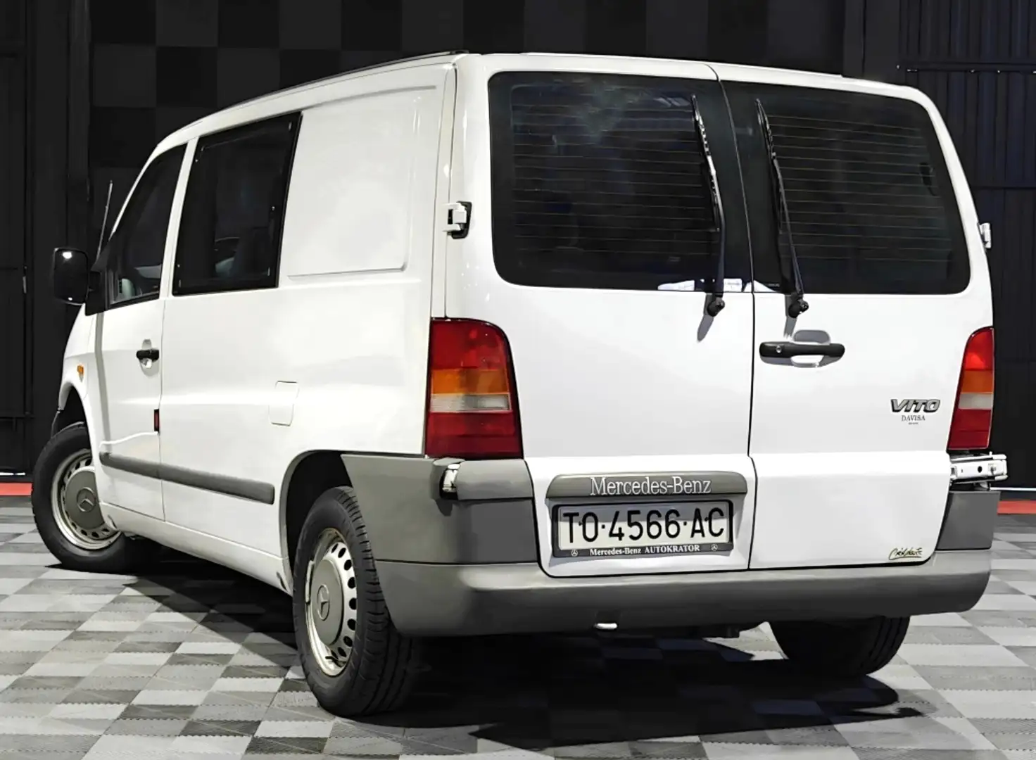 Mercedes-Benz Vito TD Mixto 110 Blanco - 2