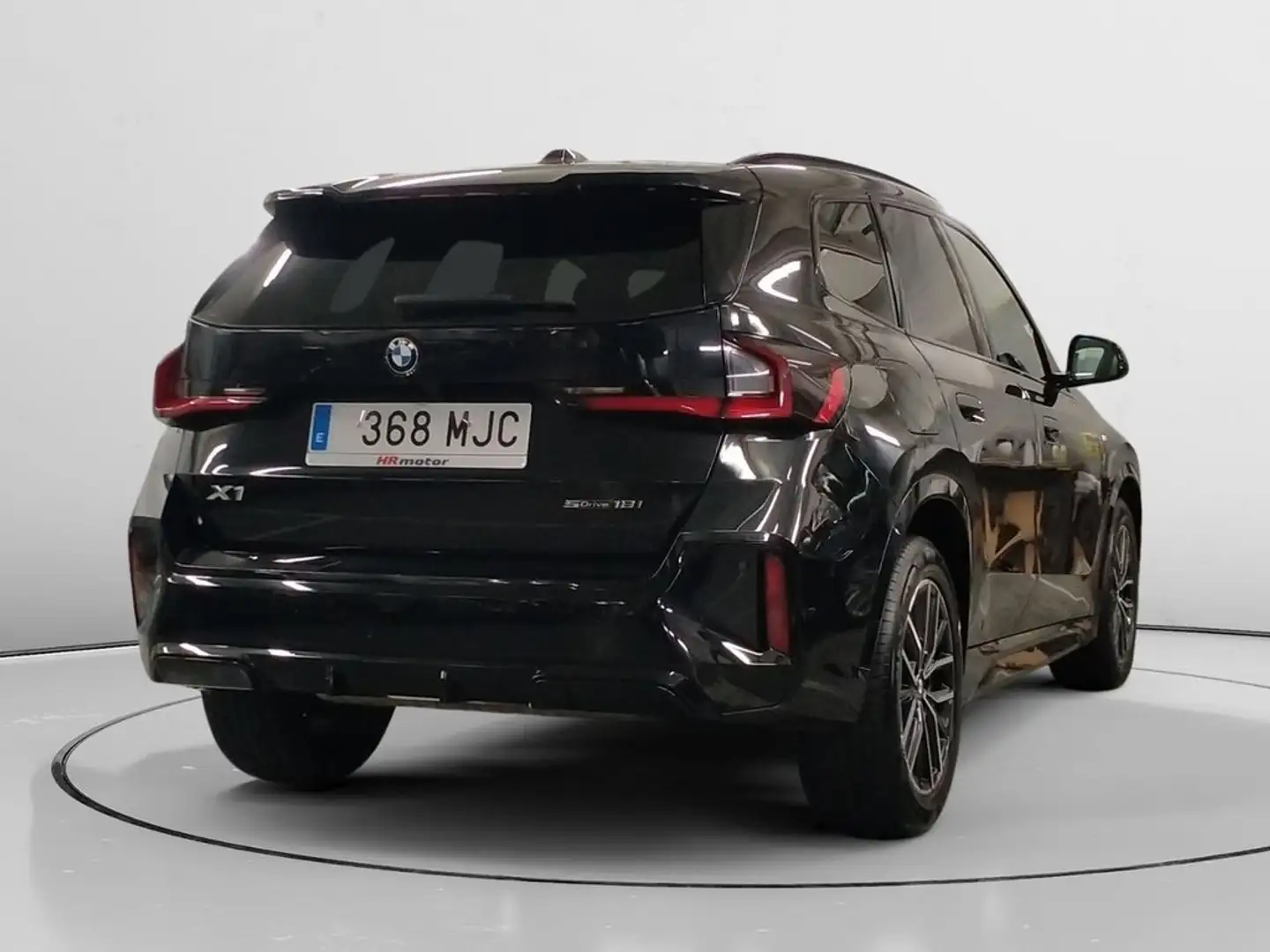 BMW X1 sDrive 18iA M Sport Noir - 2