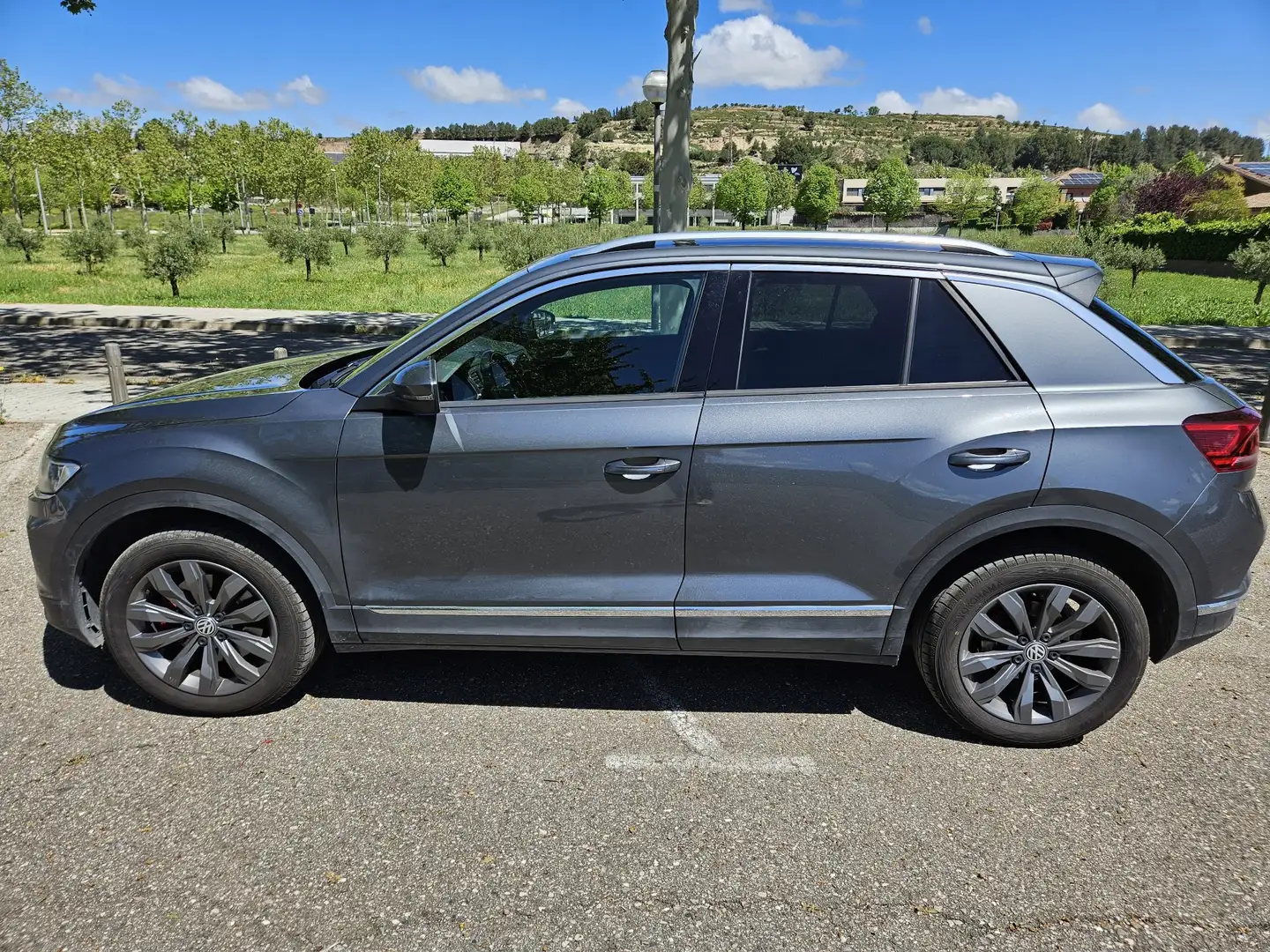 Volkswagen T-Roc 1.6TDI Sport - 2