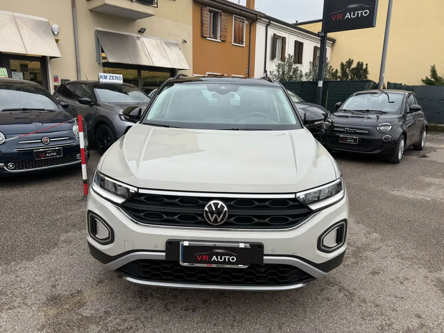Volkswagen T-Roc 1.0 tsi Life 110cv Promo Fin Beige - 2