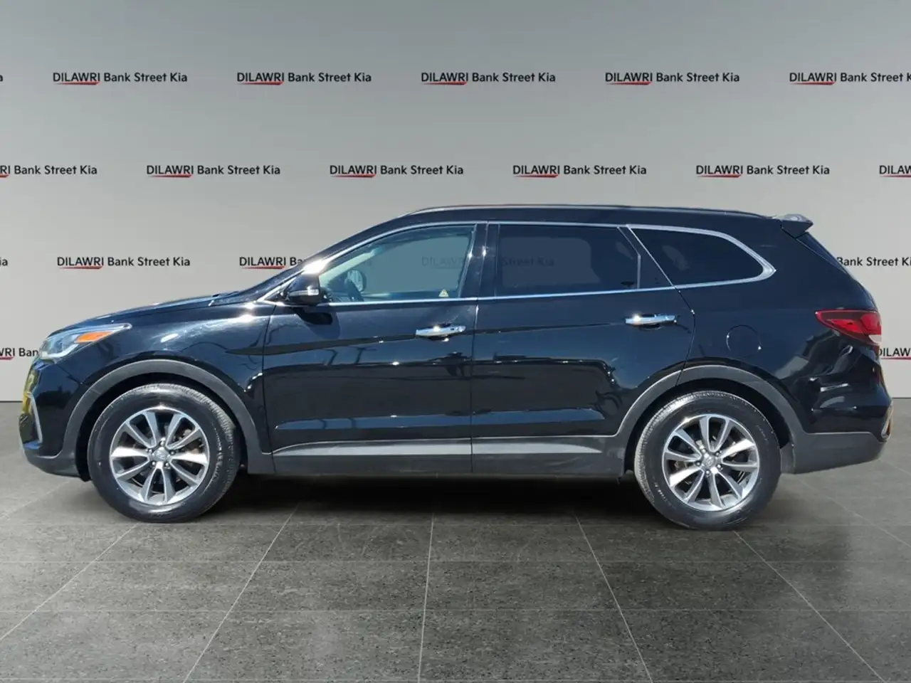 Hyundai SANTA FE снимка Hyundai SANTA FE
