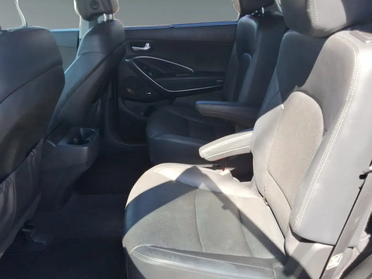 Hyundai SANTA FE снимка Hyundai SANTA FE