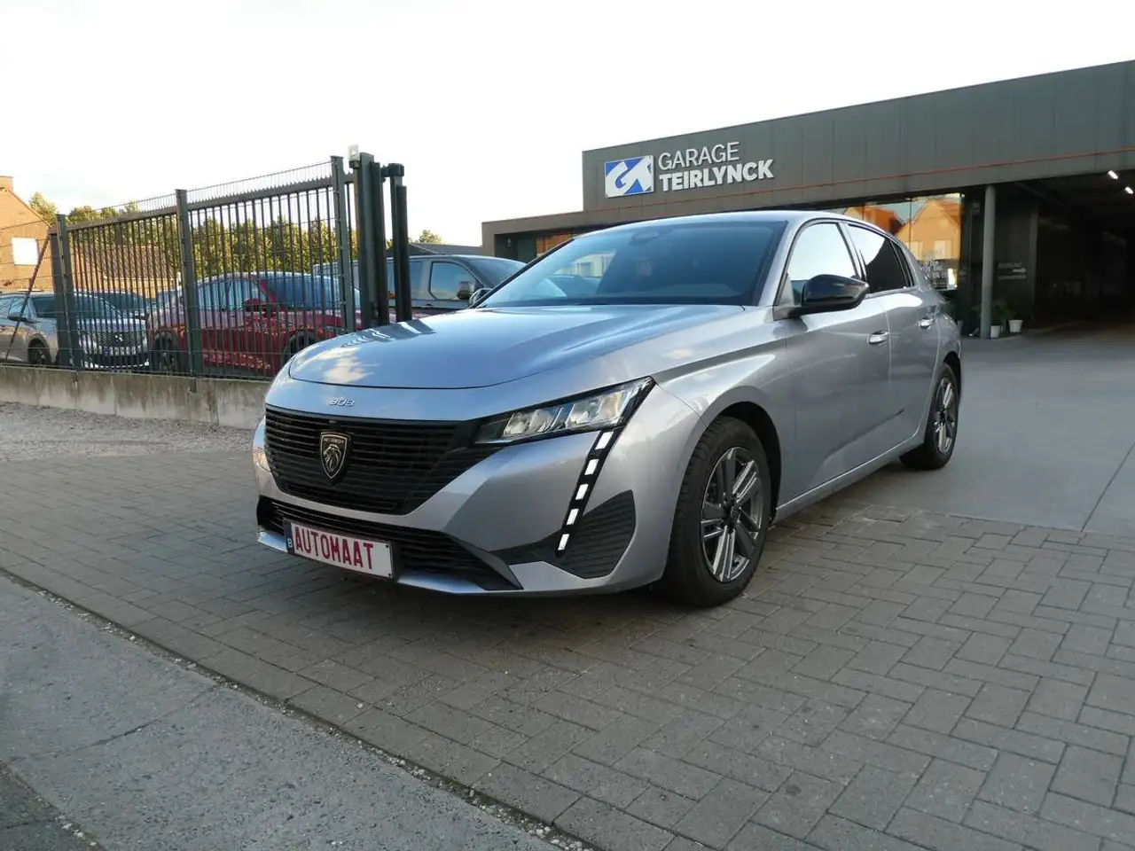 Peugeot 308