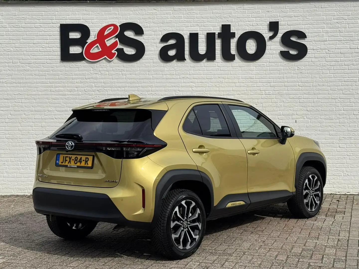 Toyota Yaris Cross 1.5 Hybrid Dynamic Camera Pdc Navigatie Led verlic Jaune - 2