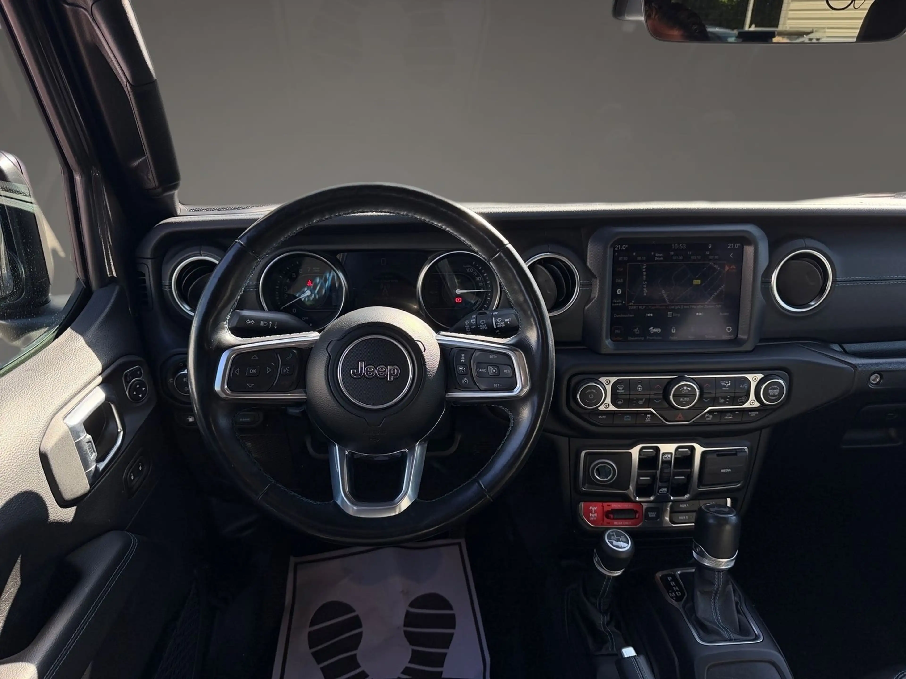 Jeep Wrangler Plug-In Hybrid Rubicon Unlimited 4xe — photo 9