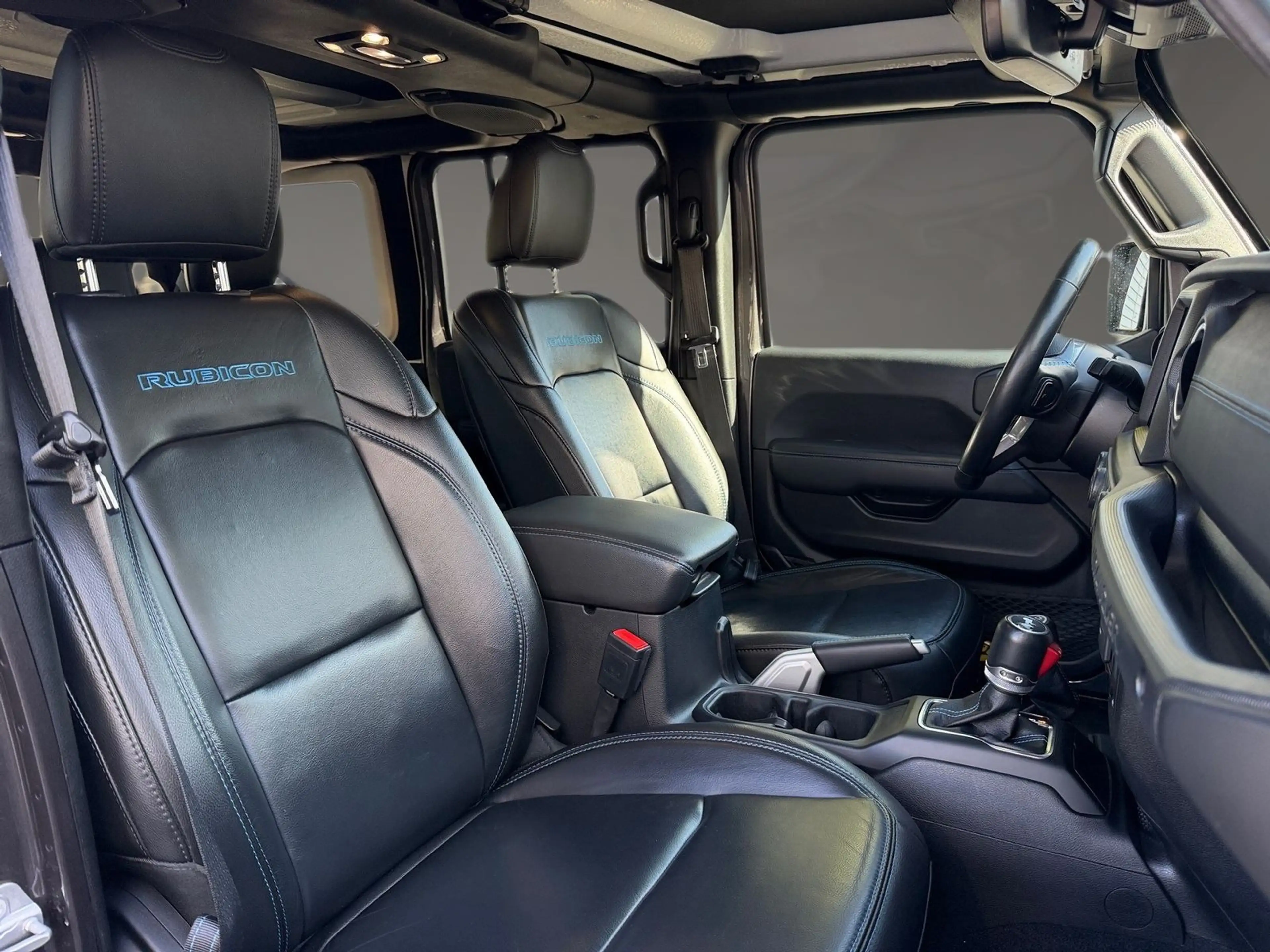 Jeep Wrangler Plug-In Hybrid Rubicon Unlimited 4xe — photo 10
