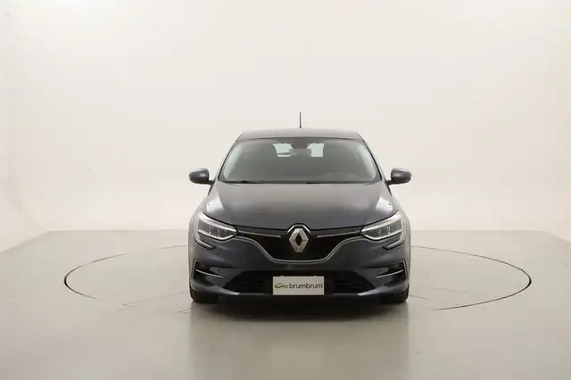 Renault Megane view 8