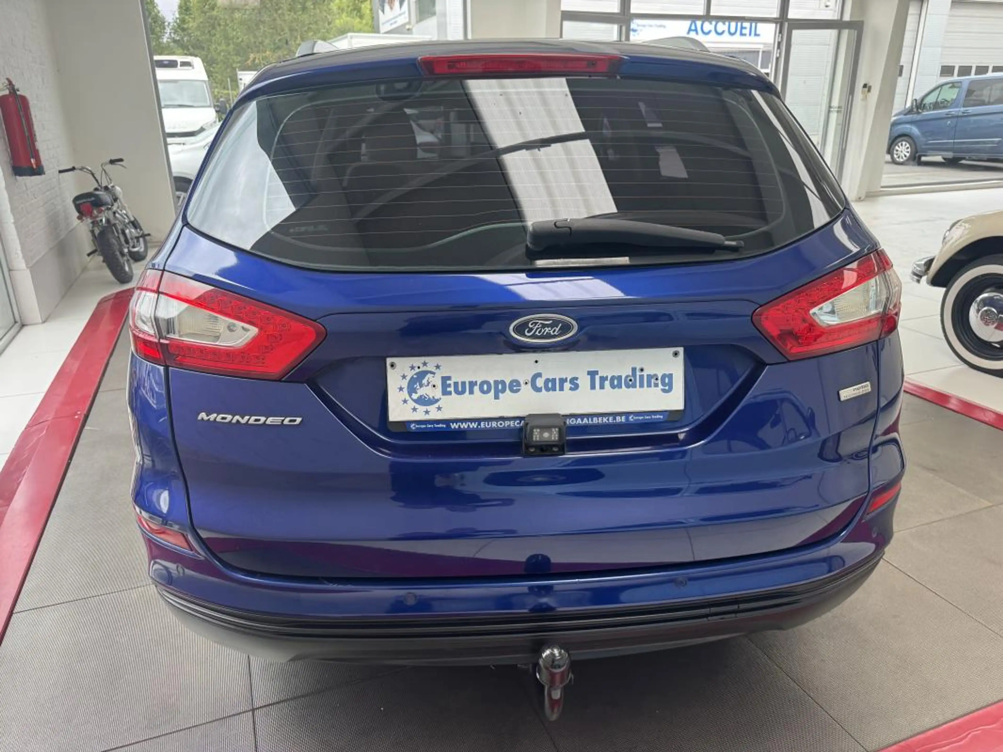 Ford Mondeo SW 1.5TDCI 120CH GAR 12M — photo 6