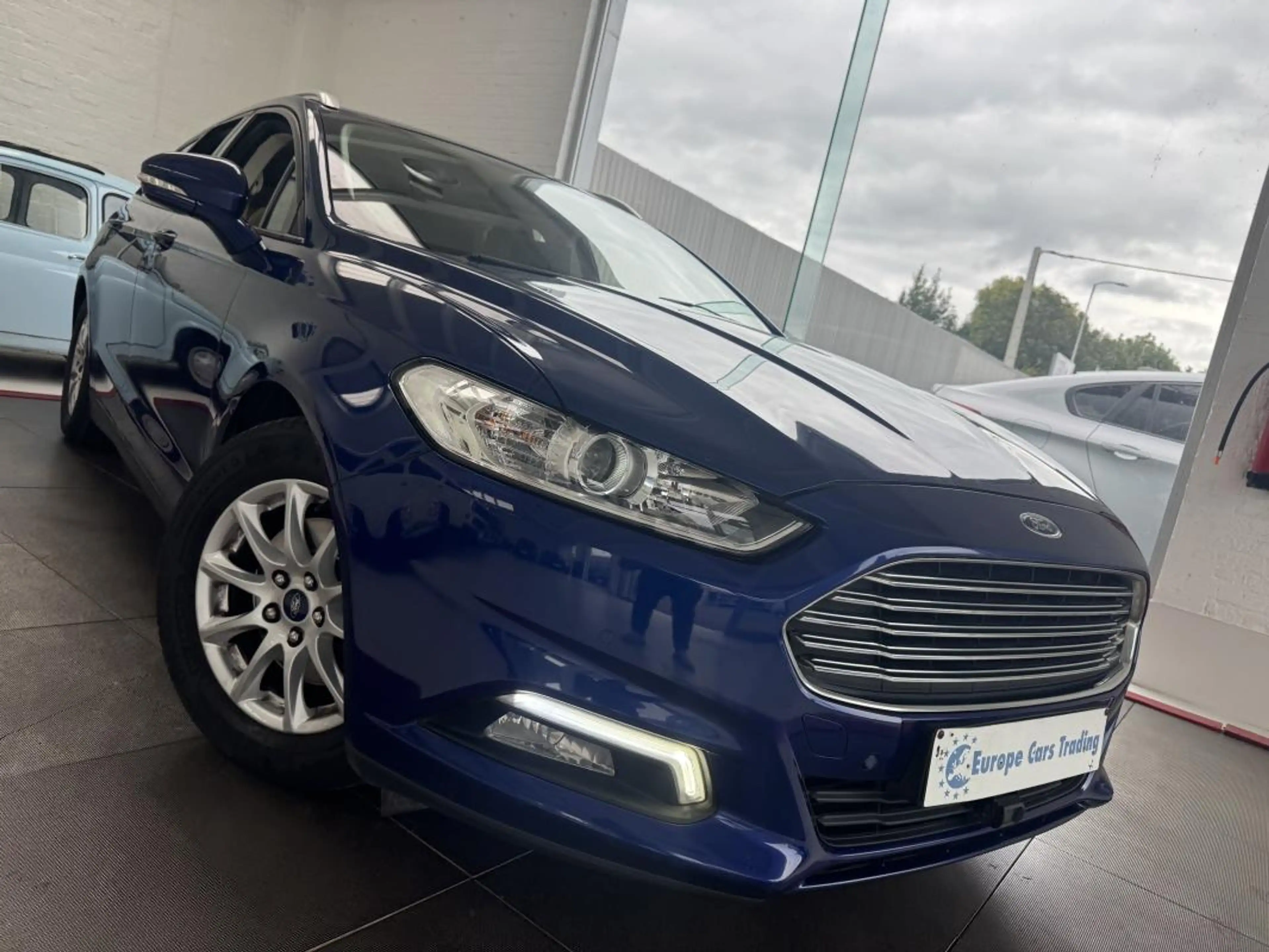 Ford Mondeo SW 1.5TDCI 120CH GAR 12M — photo 2