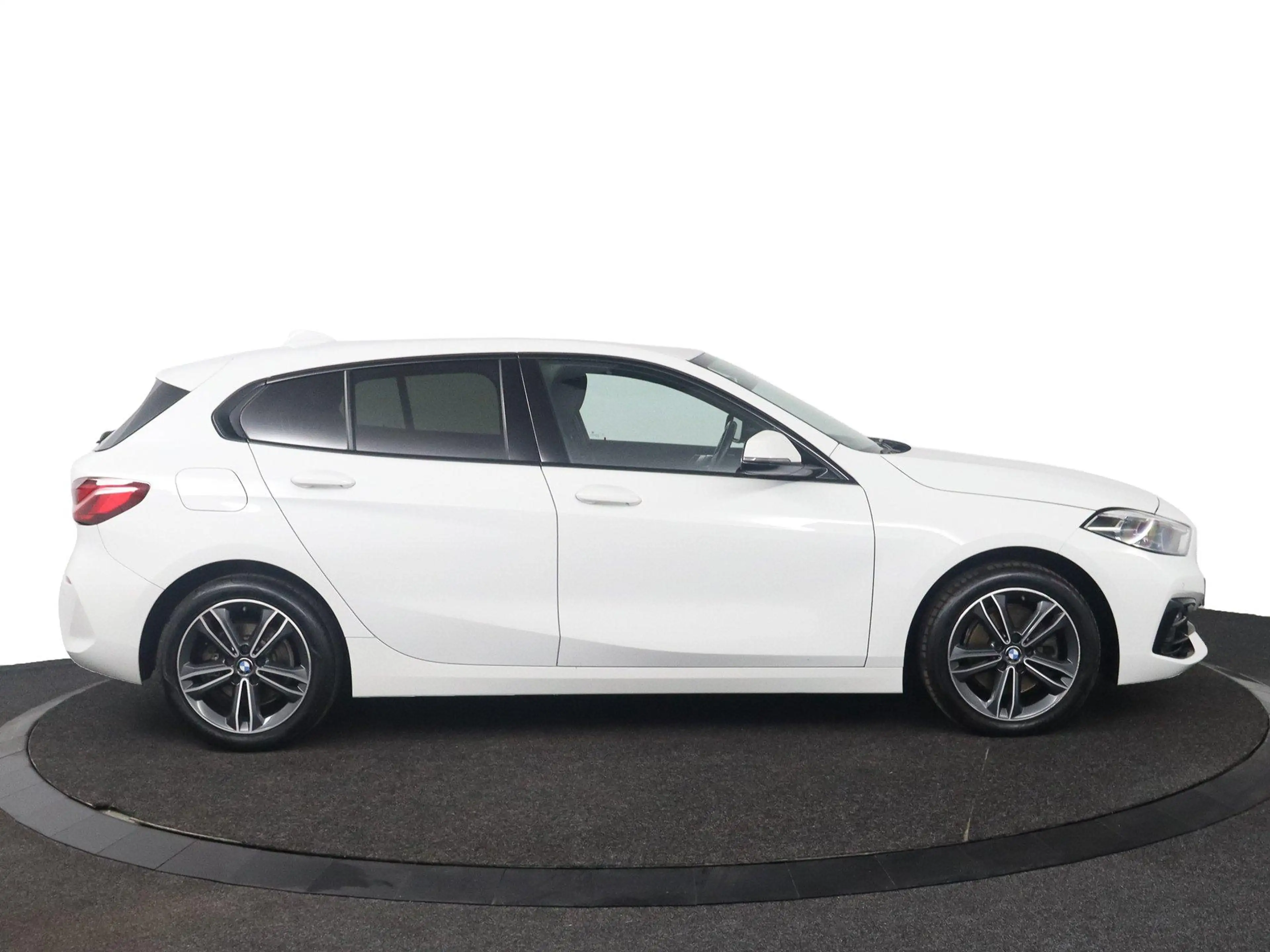 BMW 118 1-serie 118i Executive Edition HiFi | Sportstoelen — photo 6