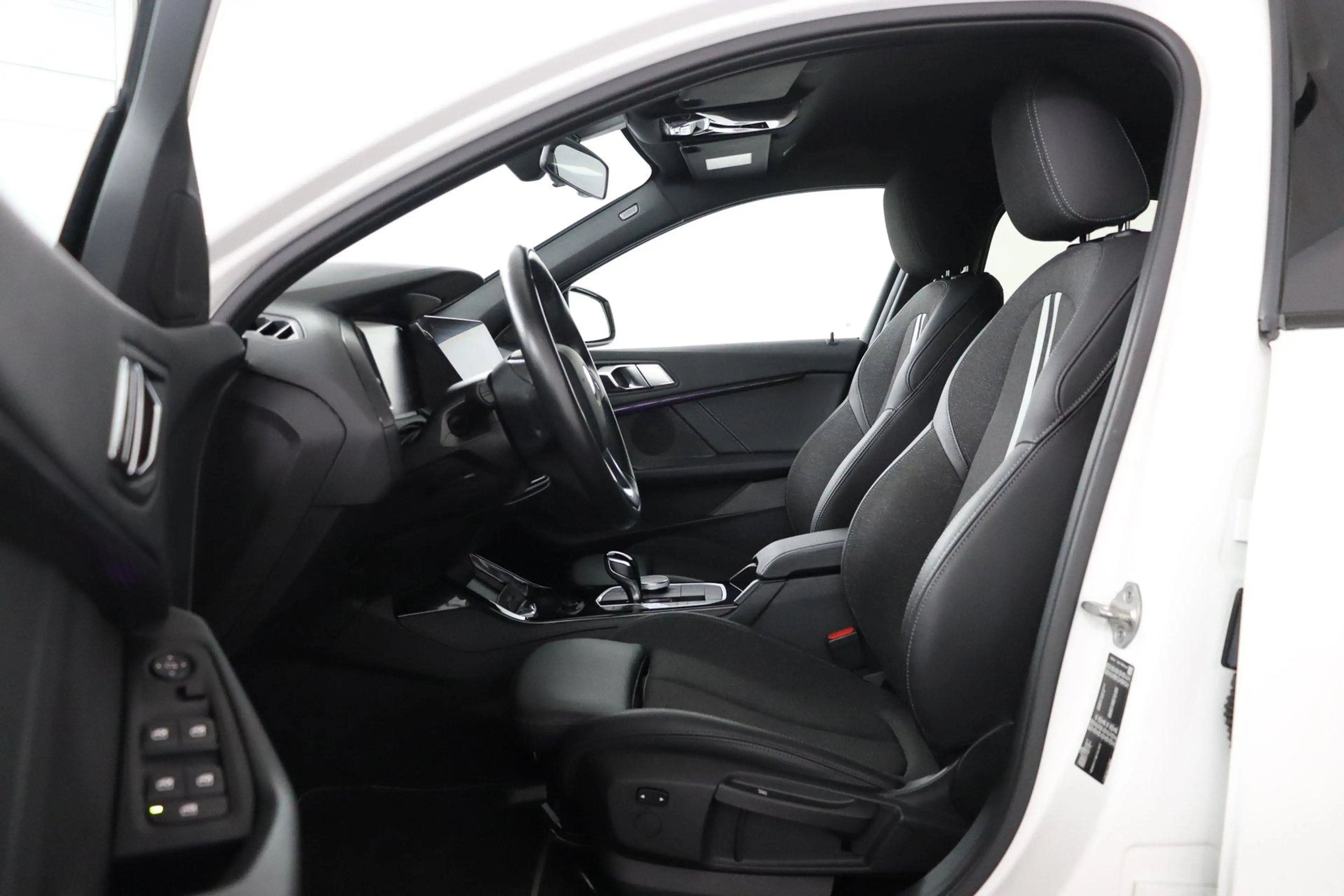 BMW 118 1-serie 118i Executive Edition HiFi | Sportstoelen — photo 14