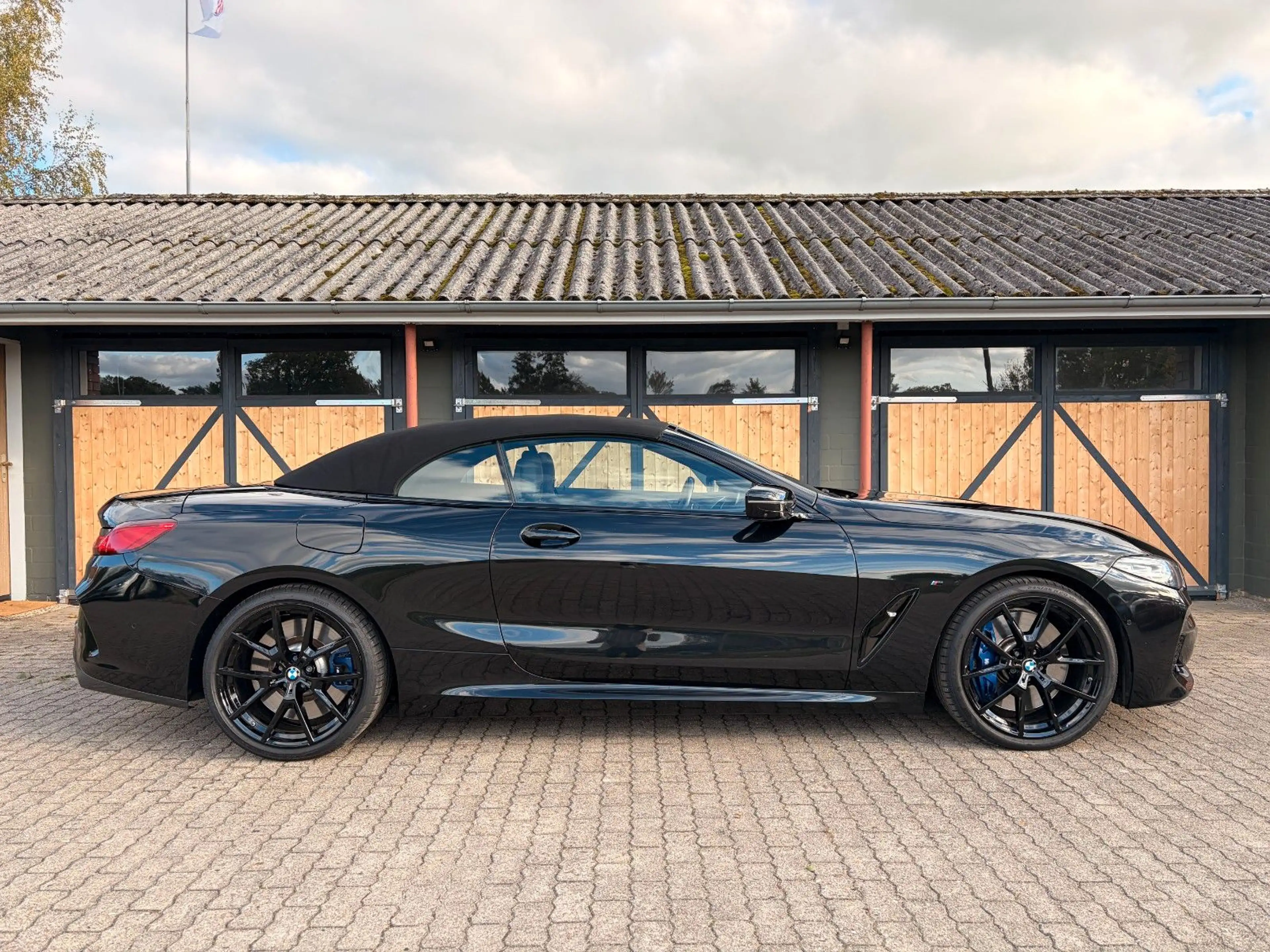 BMW M850 i xDrive B&W/LASER/MERINO/360/SITZBEL/CRAFTE — photo 6