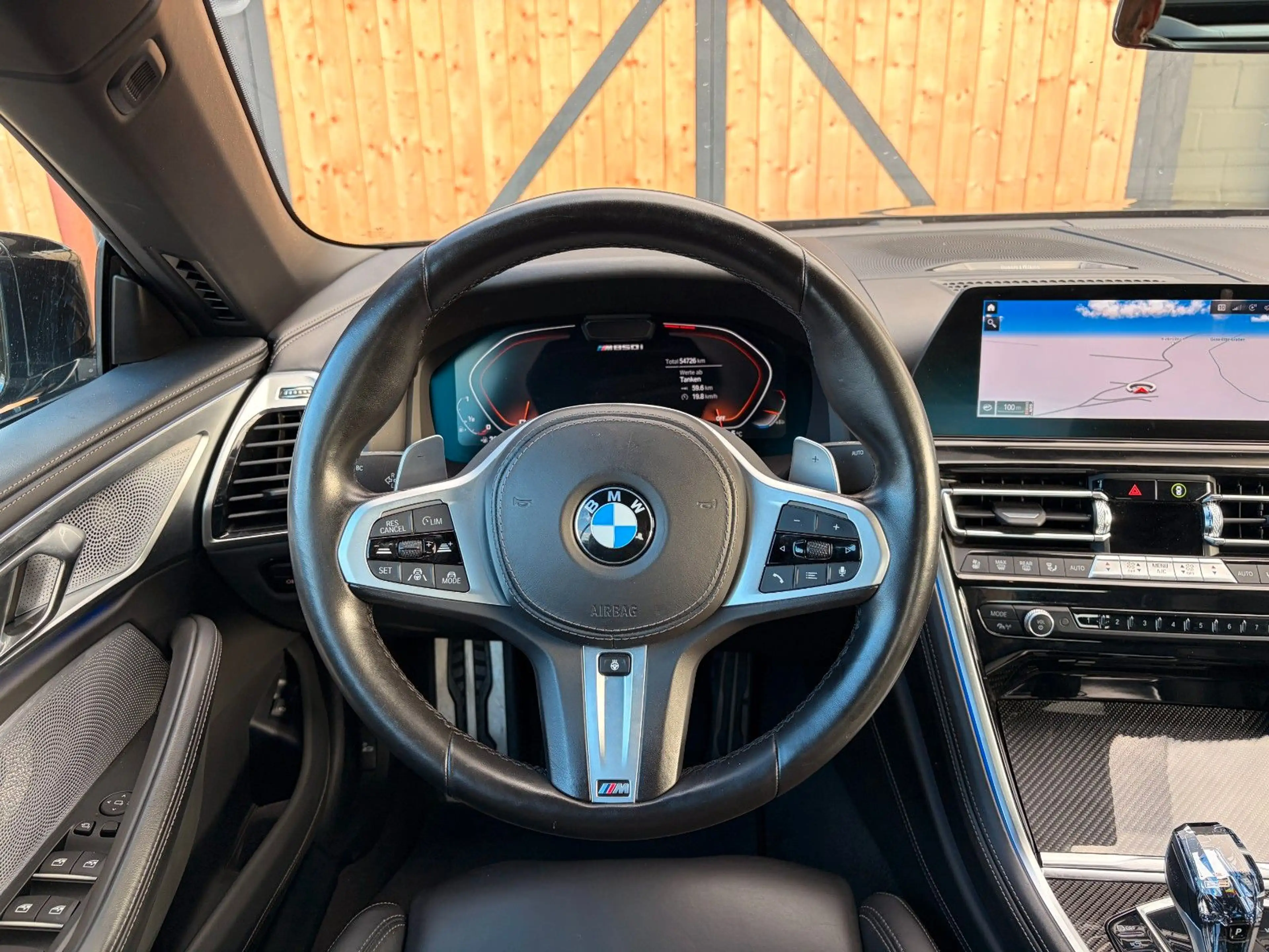 BMW M850 i xDrive B&W/LASER/MERINO/360/SITZBEL/CRAFTE — photo 15