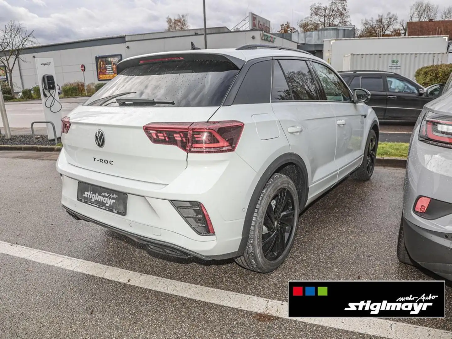 Volkswagen T-Roc R-Line 1.5 TSI Matrix Navi Park-Assist 18` Weiß - 2