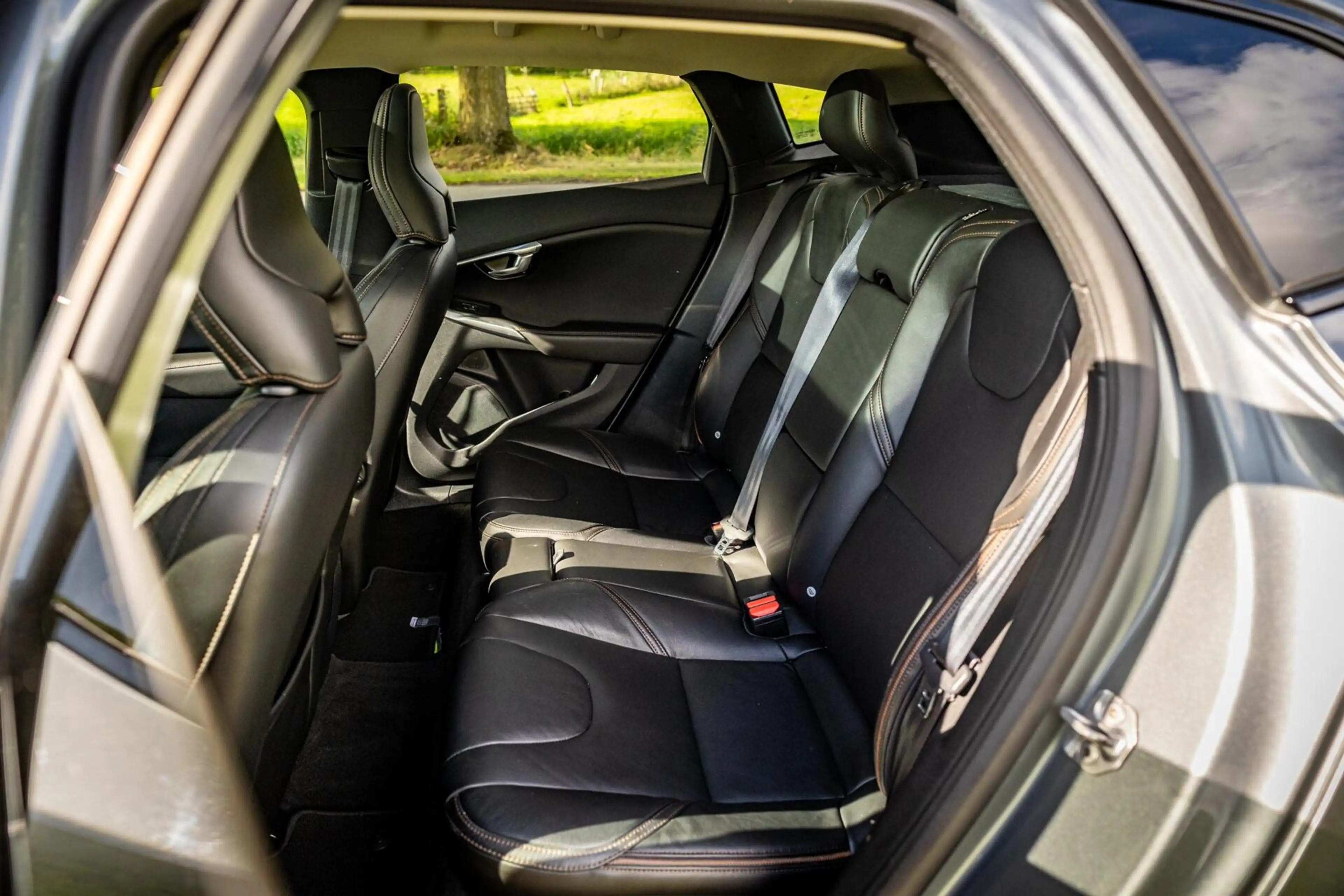 Volvo V40 Cross Country 1.5 T3 Polar+ Luxury|Dealeronderhoud — photo 15