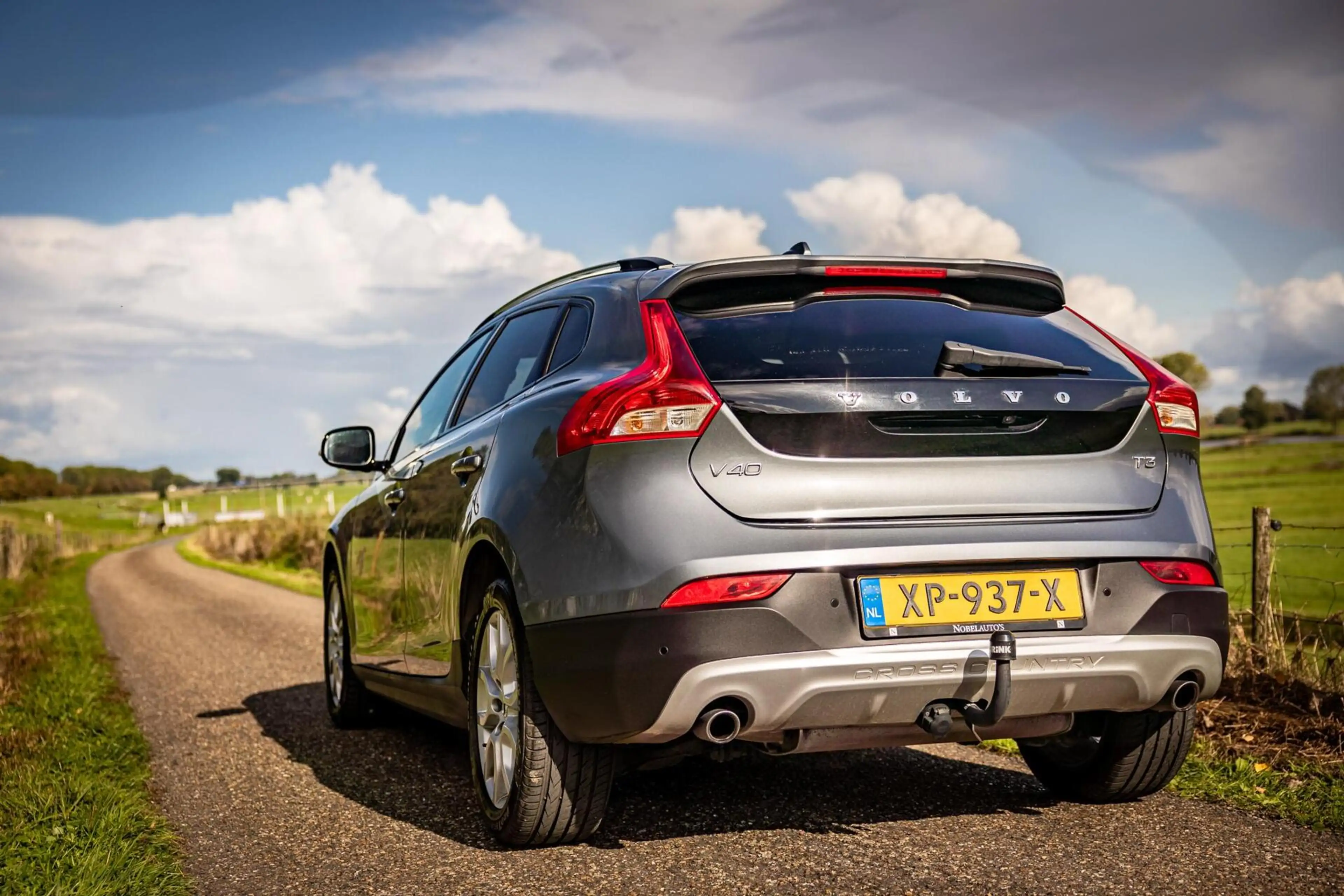 Volvo V40 Cross Country 1.5 T3 Polar+ Luxury|Dealeronderhoud — photo 39