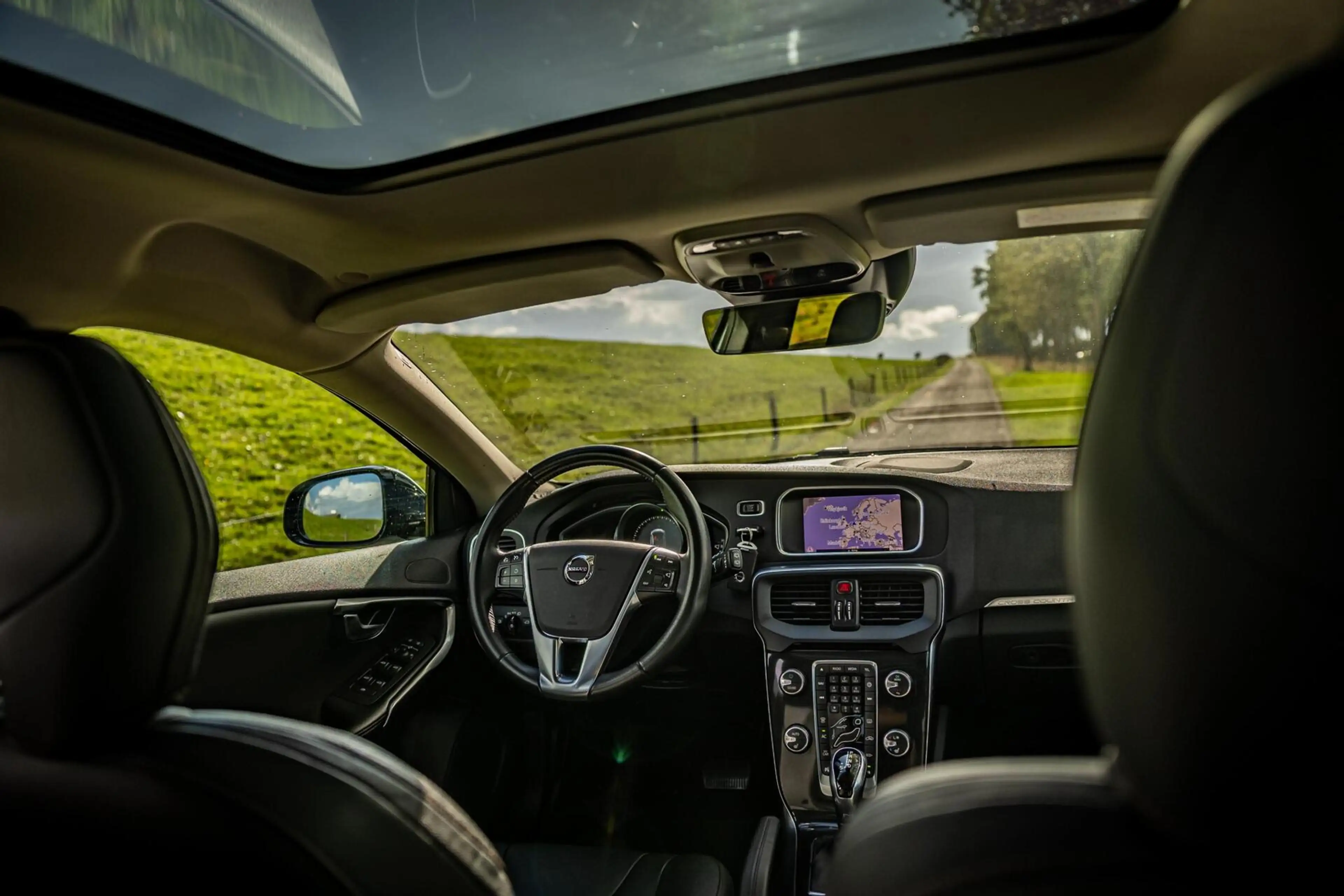 Volvo V40 Cross Country 1.5 T3 Polar+ Luxury|Dealeronderhoud — photo 25