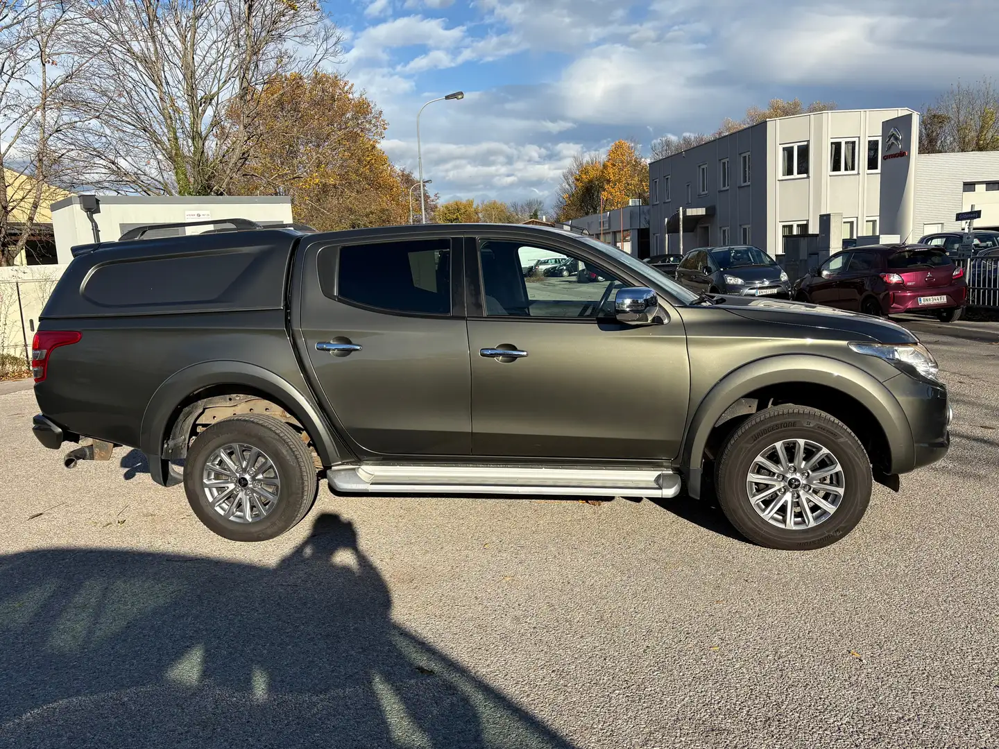 Mitsubishi L200 2,4 DI-D 4WD DK Intense Grün - 2