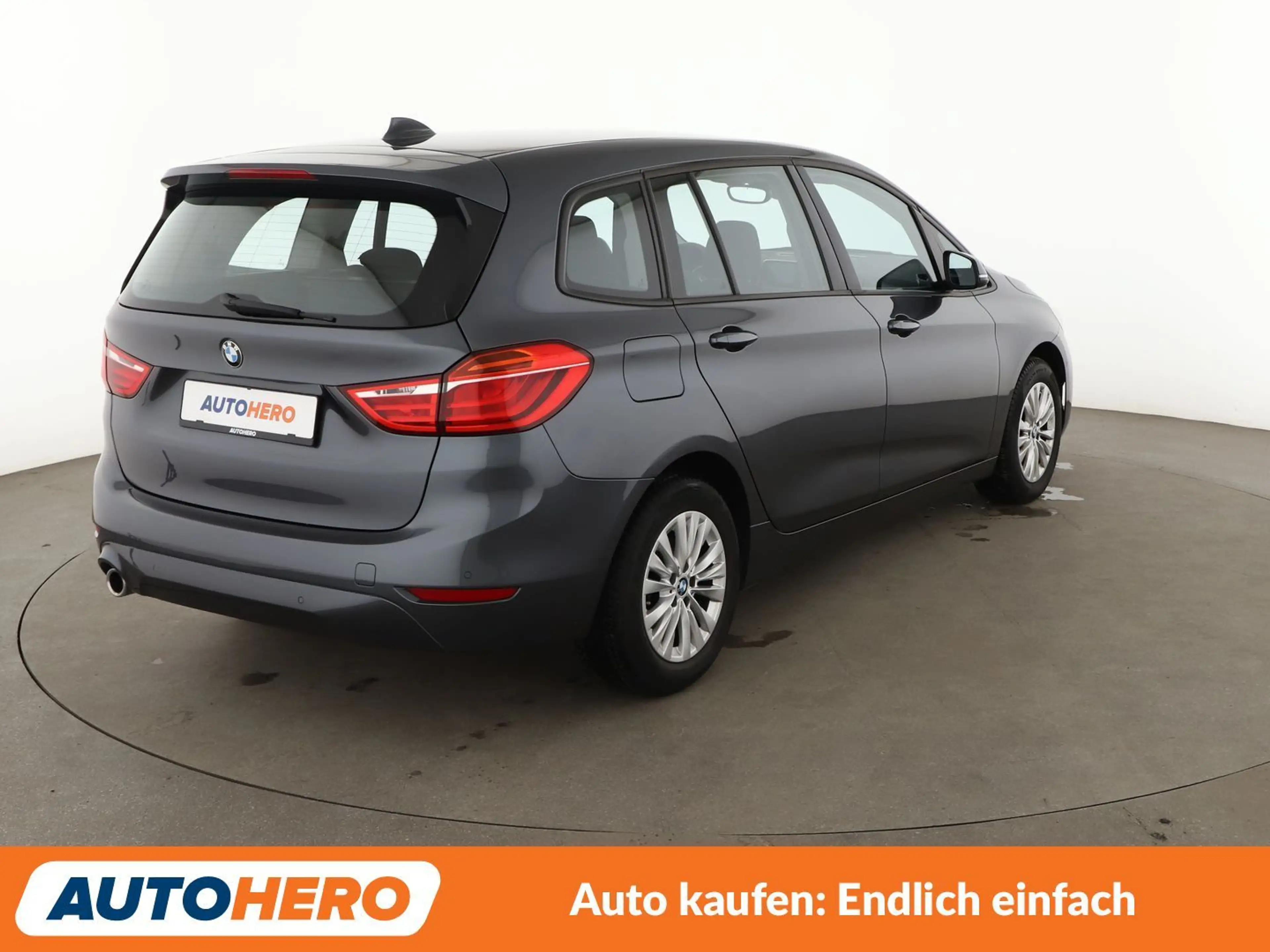 BMW 218 218i Gran Tourer Advantage Aut.*NAVI*TEMPO* — photo 6